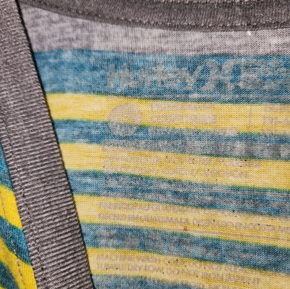 Hurley Size Medium Men's Striped T-Shirt - Picture 5 of 7
